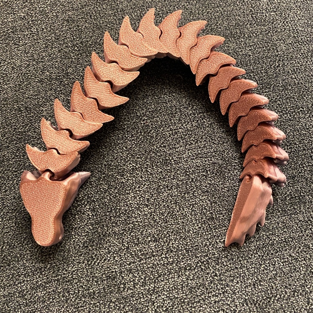 10” Mauve Ombré Flexible Dragon - Picture 3 of 7